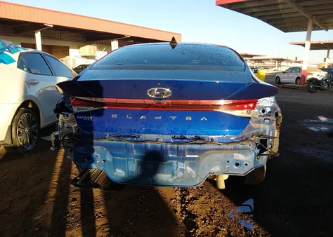 2023 Hyundai Elantra Sel from USA, damaged, VIN KMHLM4AG3PU371883